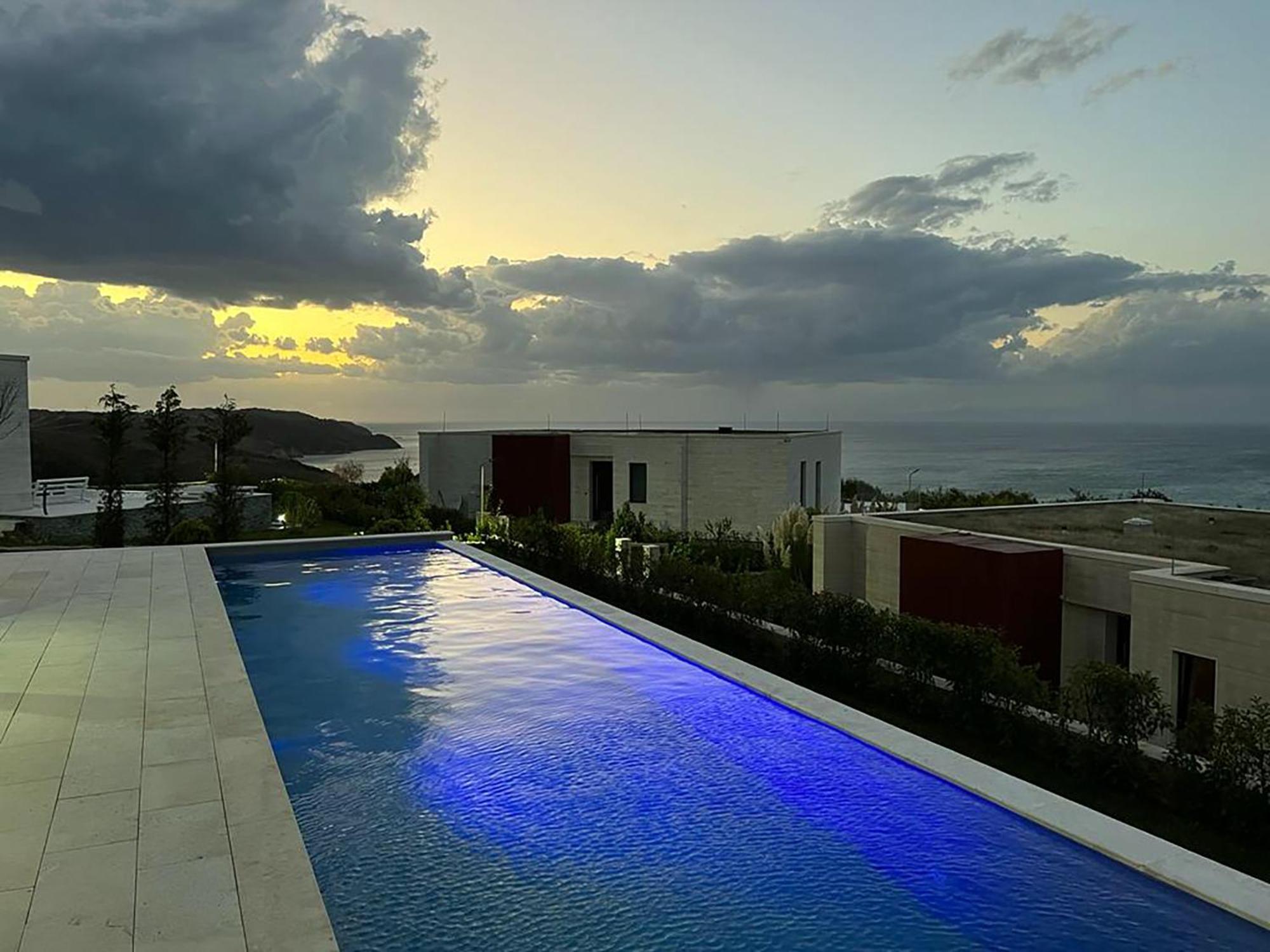 Deluxe Villa Jante Infinity Pool Durres Bagian luar foto